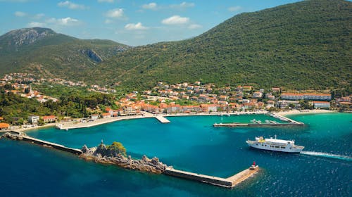 Hotel Faraon - All inclusive porodično proleće u Dalmaciji, Trpanj, Dalmacija, Hrvatska - 40.511 RSD - 3x noćenje u porodičnoj Comfort sobi bez balkona (pogled park) za 2 osobe (2 dece do 11,99 godina besplatno), All inclusive sa uključenim pićem uz obroke