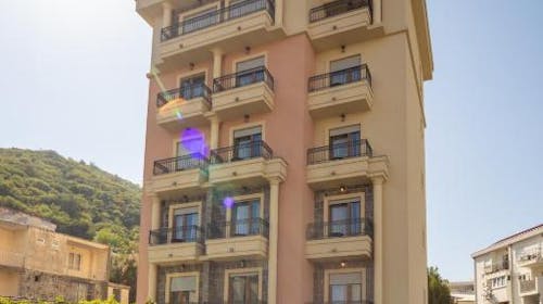 Garni Hotel Vladimir by Aycon - Leto udvoje, Budva, Crna Gora - 44.843 RSD - 3x noćenje u dvokrevetnoj Standard sobi za 2 osobe, Doručak