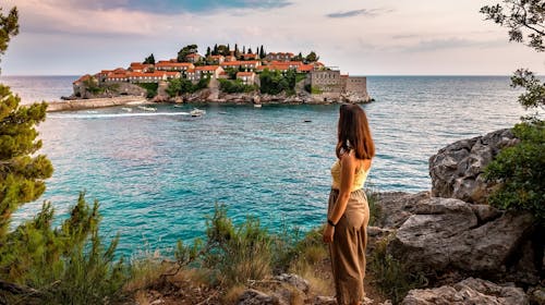 Villa Vanty by Aycon - Kraj leta na prestižnoj lokaciji, Sveti Stefan, Crna Gora - 26.740 RSD - 3x noćenje u dvokrevetnoj Standard sobi za 2 osobe, Besplatan Wi-Fi