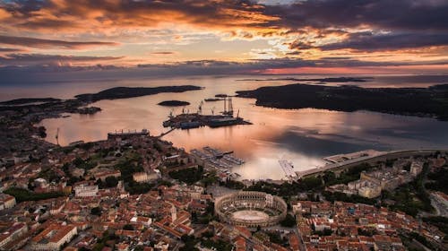 Pula City Center Accommodation - Prolećni vikend u Puli, Pula, Istra, Hrvatska - 31.710 RSD - 2x noćenje u dvokrevetnoj Superior sobi sa balkonom za 2 osobe, Doručak