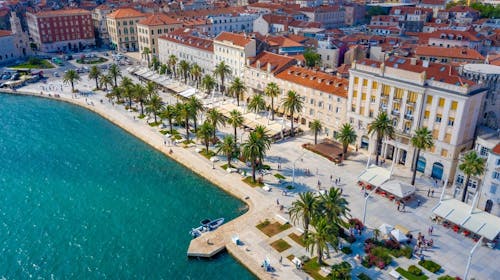 Hotel Batuda - Majski porodični odmor u Splitu , Split, Dalmacija, Hrvatska - 13.722 RSD - 1x noćenje u dvokrevetnoj sobi za 2 osobe (1 dete do 6 godina besplatno), Doručak