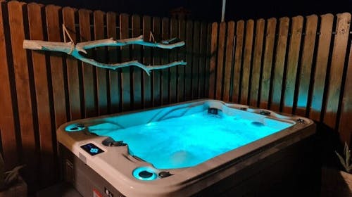 Casa Villanova Romance - Odmor u autentičnoj kamenoj kući sa spoljašnjim jacuzzijem, Sečovlje, Slovenija - 19.842 RSD - 2x noćenje u tipičnoj istarskoj kućici Casa Villanova Romance za 2 osobe, Neograničeno korištenje spoljašnjeg wellnessa (jacuzzi)