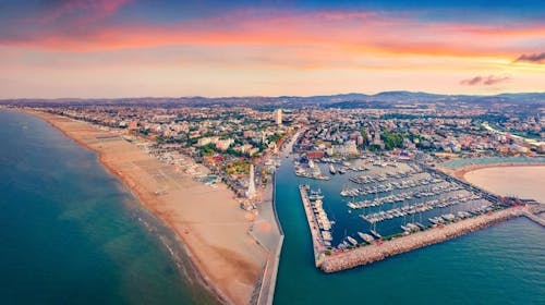 Hotel Diana - Odmor uz Italijansku obalu, Rimini, Italija - 33.687 RSD - 2x noćenje u dvokrevetnoj Standard sobi za 2 osobe, Polupansion