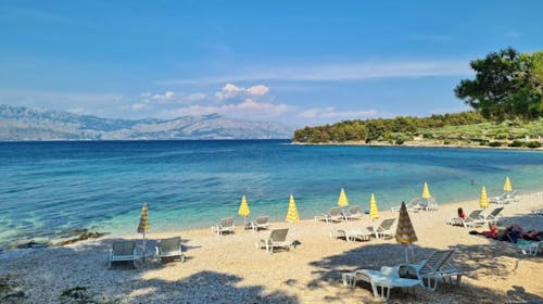 Mobilne kućice Bunja Boutique Camping - Letnji odmor na ostrvu Brač, Supetar, ostrvo Brač, Dalmacija, Hrvatska - 60.461 RSD - 5x noćenje u Premium mobilnim kućicama (4+2) za do 6 osoba (4 odrasle osobe i 2 dece do 11,99 godina), Korištenje posteljine i peškira