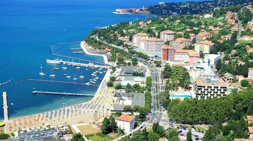 Hoteli LifeClass - Hotel Slovenija - Prolećni i letnji odmor sa 5 zvezdica, Portorož, Slovenija - 46.735 RSD - 2x noćenje u dvokrevetnoj sobi za 2 osobe (1. dete do 12 godina besplatno), Doručak