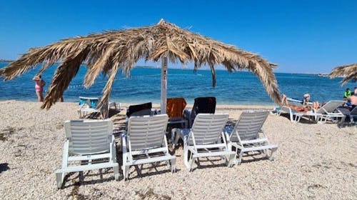 Hotel Beni - Leto u Dalmaciji, Vrsi, Dalmacija, Hrvatska - 127.360 RSD - 7x noćenje u dvokrevetnoj sobi za 2 osobe (2 dece do 6 godina besplatno), Polupansion