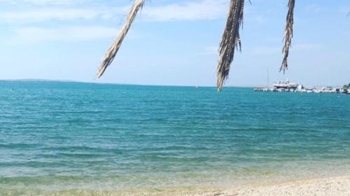 Hotel Beni - Leto u Dalmaciji, Vrsi, Dalmacija, Hrvatska - 54.584 RSD - 3x noćenje u dvokrevetnoj sobi za 2 osobe (2 dece do 6 godina besplatno), Polupansion