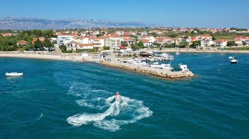 Hotel Beni - Last minute pozdrav letu u Dalmaciji, Vrsi, Dalmacija, Hrvatska - 42.259 RSD - 3x noćenje u dvokrevetnoj sobi za 2 osobe (2 dece do 6 godina besplatno), Polupansion