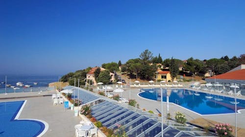 Resort Petalon - Početak leta u Vrsaru, Vrsar, Istra, Hrvatska - 30.294 RSD - 2x noćenje u Standard dvokrevetnoj sobi za 2 osobe, Polupansion
