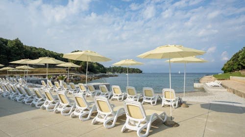 Resort Petalon - Početak leta u Vrsaru, Vrsar, Istra, Hrvatska - 37.339 RSD - 2x noćenje u Standard dvokrevetnoj sobi za 2 osobe, Polupansion