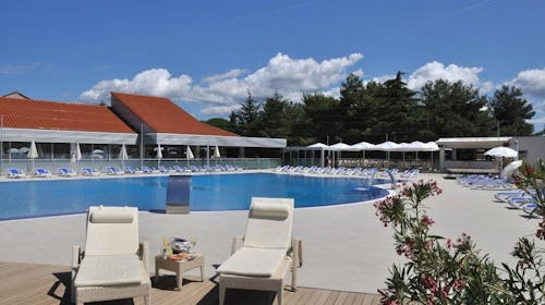 Resort Petalon - Početak leta u Vrsaru, Vrsar, Istra, Hrvatska - 34.991 RSD - 2x noćenje u Superior dvokrevetnoj sobi za 2 osobe (1 dete do 11,99 godina besplatno), Polupansion