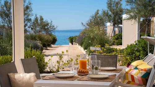 Terra Park Phalaris - Početak leta u savršenom kampu - Pinus Holiday Home, Novalja, Pag, Dalmacija, Hrvatska - 28.062 RSD - 2x noćenje u Pinus Holiday Home za do 5 osoba (4 odrasle osobe i 1 dete do 11,99 godina), Posteljina i peškiri