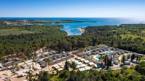 Santa Marina Camping - Last minute letnji porodični odmor u Poreču, Poreč, Istra, Hrvatska - 51.662 RSD - 5x noćenje u Family Prestige mobilnoj kućici za do 6 osoba, Posteljina i peškiri