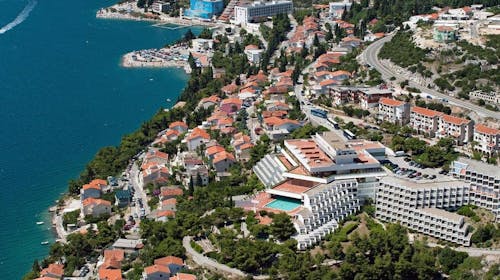 Grand Hotel Neum - Wellness odmor uz more, Neum, Bosna i Hercegovina - 28.180 RSD - 2x noćenje u dvokrevetnoj sobi pogled park za 2 osobe, Polupansion