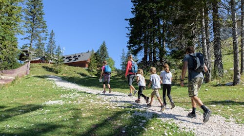 Hotel Krvavec - Planinski odmor na Krvavcu, Cerklje na Gorenjskem, Slovenija - 45.801 RSD - 3x noćenje u dvokrevetnoj sobi za 2 osobe, Polupansion (doručak i večera)