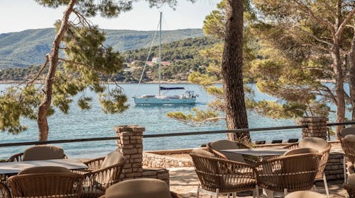Aminess Younique Senses Resort - Porodični kraj leta sa all inclusive light na Hvaru, Vrboska, ostrvo Hvar, Hrvatska - 31.702 RSD - 2x noćenje u dvokrevetnoj Superior sobi sa balkonom za 2 osobe (1 dete do 9,99 godina besplatno), All inclusive light