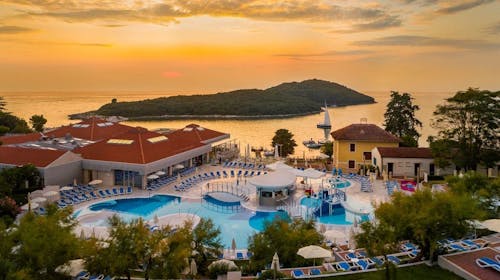 Resort Belvedere - Leto u Vrsaru, Vrsar, Istra, Hrvatska - 32.648 RSD - 2x noćenje u dvokrevetnoj Superior sobi sa balkonom za 2 osobe, Polupansion (doručak i večera)