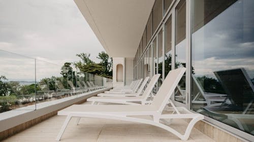 Hotel Miramare - Luksuzni porodični raspust - Posebna akcija, Crikvenica, Hrvatska - 233.062 RSD - 7x noćenje u dvokrevetnoj Superior sobi za 2 osobe (1 dete do 11,99 godina i 1 dete do 3,99 godina besplatno), Polupansion