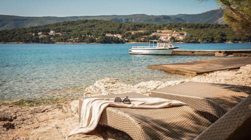 Aminess Younique Senses Resort - Porodični letnji all inclusive light na Hvaru, Vrboska, ostrvo Hvar, Hrvatska - 127.627 RSD - 4x noćenje u dvokrevetnoj Superior sobi sa balkonom za 2 osobe (1 dete do 9,99 godina besplatno), All inclusive light