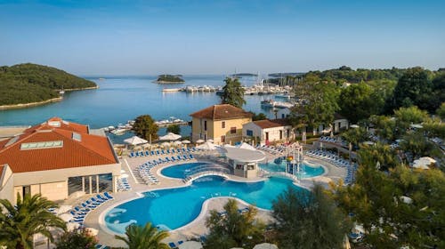 Resort Belvedere - Porodični letnji odmor u Vrsaru, Vrsar, Istra, Hrvatska - 44.391 RSD - 2x noćenje u dvokrevetnoj Superior sobi sa pomoćnim ležajem i balkonom za 2 osobe (1 dete do 11,99 godina besplatno), Polupansion (doručak i večera)