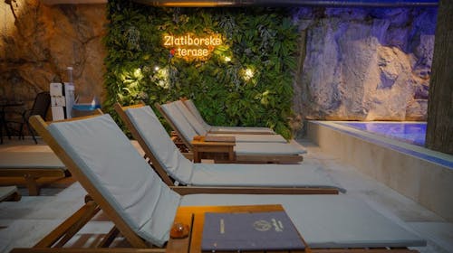 Aparthotel Zlatiborske terase - Wellness odmor u srcu Zlatibora, Zlatibor, Srbija - 27.590 RSD - 2x noćenje u dvokrevetnoj Standard sobi za 2 osobe, Polupansion