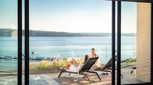 Aminess Younique Narrivi Hotel - Luksuzno porodično leto uz more, Crikvenica, Hrvatska - 115.260 RSD - 4x noćenje u Premium dvokrevetnoj sobi sa balkonom za 2 osobe (1 dete do 9,99 godina besplatno), Bogat buffet doručak