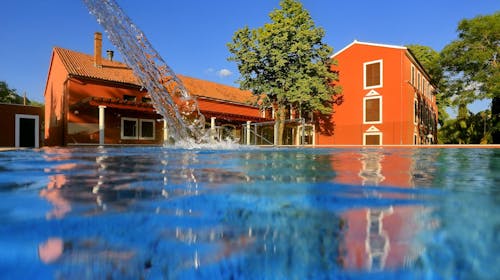 Ilirija Resort - Hotel Villa Donat - Romantično ili porodično leto sa punim pansionom - Akcijska cena, Sv. Filip Jakov, Dalmacija, Hrvatska - 152.053 RSD - 7x noćenje u dvokrevetnoj Superior sobi za 2 osobe (1 dete do 7 godina i 1 dete do 12 godina besplatno), Puni pansion