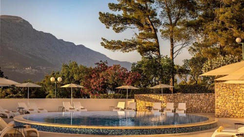 Aminess Younique Liburna Hotel - Porodično leto na Korčuli, Korčula, Dalmacija, Hrvatska - 44.247 RSD - 2x noćenje u dvokrevetnoj Superior sobi s balkonom za 2 osobe (1 dete do 9,99 godina besplatno), Polupansion