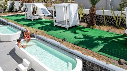 Smy Mediterranean White - Mediteranska romantika u srcu Santorinija, Agia Paraskevi, Grčka - 217.024 RSD - 7x noćenje u Standard dvokrevetnoj sobi za 2 osobe, Doručak