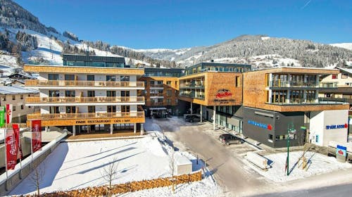 AlpenParks apartmani - Ladies Ski Opening u Zell am Seeu, Zell am See, Austrija - 46.833 RSD - 3x noćenje u apartmanu za 1 osobu, Piće dobrodošlice