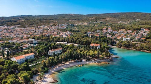 Aminess Vival Casa Velaris - Leto na Braču za parove, Supetar, ostrvo Brač, Dalmacija, Hrvatska - 76.186 RSD - 4x noćenje u dvokrevetnoj Standard sobi za 2 osobe (1 dete do 2,99 godina besplatno), Polupansion