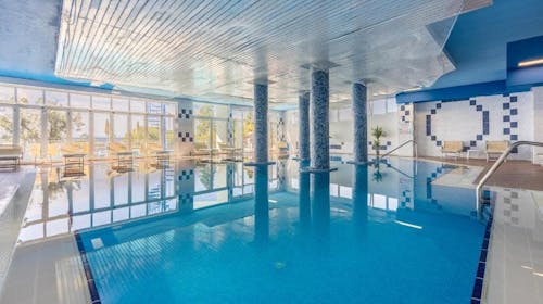 Mediteran Maradiso Hotel by Aminess - Porodična jesen u Crikvenici, Crikvenica, Hrvatska - 23.704 RSD - 2x noćenje u dvokrevetnoj Comfort sobi sa balkonom za 2 osobe (1 dete do 9,99 godina besplatno), Polupansion (buffet doručak i večera)
