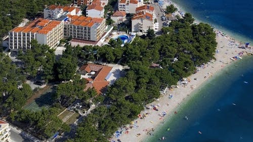 Hotel Horizont - Leto na makarskoj rivijeri, Baška Voda, Makarska rivijera, Dalmacija, Hrvatska - 139.640 RSD - 5x noćenje u Standard dvokrevetnoj sobi sa balkonom za 2 osobe, Polupansion (buffet doručak i večera)