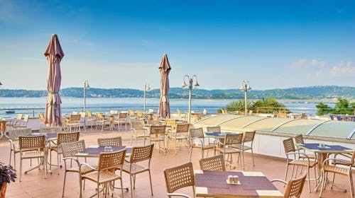 Apartmani Kanegra Plava Laguna - Leto u Istri sa polupansionom, Umag, Istra, Hrvatska - 156.536 RSD - 7x noćenje u Classic apartmanu 2+2 sa balkonom strana park za 2 osobe (2 dece do 4,99 godina besplatno), Polupansion (doručak i večera)