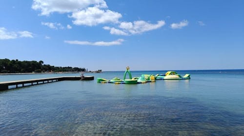 Apartmani Polynesia Plava Laguna - Leto u Istri uz polupansion, Umag, Istra, Hrvatska - 107.017 RSD - 5x noćenje u Studio Economy apartmanu 2+1 strana park za 2 osobe (dete do 4,99 godina besplatno), Polupansion (doručak i večera)
