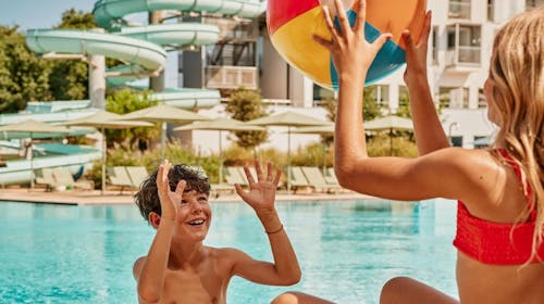 Falkensteiner Family Hotel Diadora - Last minute zabavan porodični odmor, Petrčane, Dalmacija, Hrvatska - 98.388 RSD - 2x noćenje u dvokrevetnoj Falky sobi sa balkonom za 2 osobe (1 dete do 11,99 godina besplatno), Polupansion