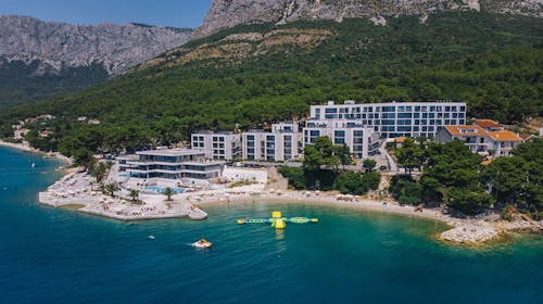 Morenia All Inclusive Resort - All inclusive leto sa animacijom, Podaca, Makarska rivijera, Dalmacija, Hrvatska - 145.563 RSD - 5x noćenje u Standard sobi sa balkonom (strana more) za 2 osobe (1 dete do 7,99 godina u krevetu sa roditeljima besplatno), All inclusive