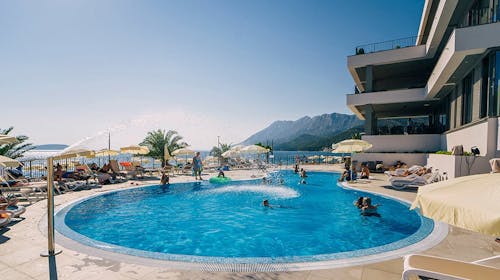 Morenia All Inclusive Resort - All inclusive leto sa animacijom, Podaca, Makarska rivijera, Dalmacija, Hrvatska - 284.080 RSD - 5x noćenje u Junior suite sa balkonom (strana more) za 2 osobe (2 dece do 17,99 godina besplatno), All inclusive