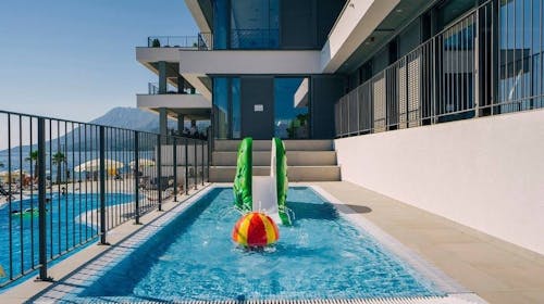 Morenia All Inclusive Resort - All inclusive leto s animacijom, Podaca, Makarska rivijera, Dalmacija, Hrvatska - 235.951 RSD - 5x noćenje u Family suite sa balkonom (strana more) za 2 osobe (2 dece do 17,99 godina besplatno), All inclusive