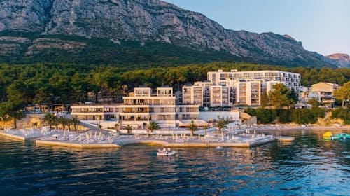 Morenia All Inclusive Resort - All inclusive leto sa animacijom, Podaca, Makarska rivijera, Dalmacija, Hrvatska - 212.474 RSD - 5x noćenje u Comfort sobi sa balkonom (strana more) za 2 osobe (1 dete do 11,99 godina ili 2 dece do 7,99 godina besplatno), All inclusive