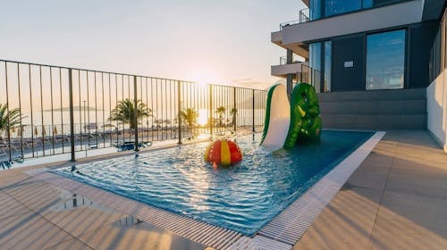 Morenia All Inclusive Resort - All inclusive leto sa animacijom, Podaca, Makarska rivijera, Dalmacija, Hrvatska - 185.710 RSD - 7x noćenje u Comfort sobi sa balkonom (strana park) za 2 osobe (1 dete do 11,99 godina i 1 dete do 7,99 godina besplatno), All inclusive