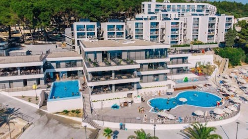 Morenia All Inclusive Resort - All inclusive leto s animacijom, Podaca, Makarska rivijera, Dalmacija, Hrvatska - 359.913 RSD - 7x noćenje u Family suite sa balkonom (strana more) za 2 osobe (4 dece do 17,99 godina besplatno), All inclusive