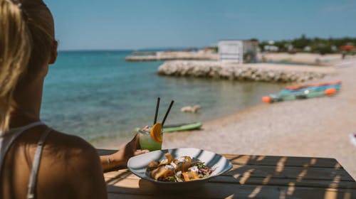 Terra Park Phalaris - Porodični kraj leta u savršenom kampu - Pinus Holiday Home sa bazenom, Novalja, Pag, Dalmacija, Hrvatska - 280.268 RSD - 7x noćenje u Pinus Holiday Home sa privatnim bazenom za do 5 osoba (4 odrasle osobe i 1 dete do 11,99 godina), Korištenje privatnog grejanog bazena