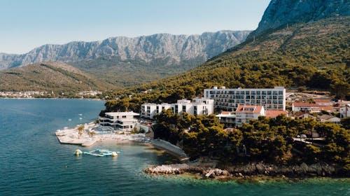 Park Villas by Morenia - All inclusive odmor u Deluxe kamping vile sa privatnim bazenom, Podaca, Makarska rivijera, Dalmacija, Hrvatska - 434.603 RSD - 7x noćenje u kamping vili sa privatnim grejanim bazenom za do 6 osoba (max. 4 odrasle osobe i 2 dece do 11,99 godina), All inclusive