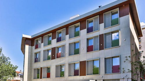 Hotel Carine Centar - Savršen odmor u centru Podgorice, Podgorica, Crna Gora - 15.028 RSD - 1x noćenje u dvokrevetnoj standard sobi za 2 osobe (1 dete do 6,99 godina besplatno), Doručak