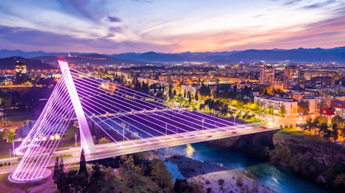 Hotel Carine Centar - Savršen odmor u centru Podgorice, Podgorica, Crna Gora - 25.943 RSD - 2x noćenje u dvokrevetnoj standard sobi za 2 osobe (1 dete do 6,99 godina besplatno), Doručak
