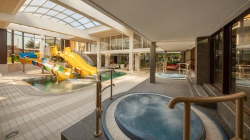 Hotel Terme Jezerčica - Nedeljni odmor u Termama - Superior soba, Donja Stubica, Hrvatska - 19.250 RSD - 1x noćenje u dvokrevetnoj Superior sobi sa dodatnim ležajem za 2 osobe (2 dece do 14,99 godina i 1 dete do 4,99 godina besplatno), Polupansion