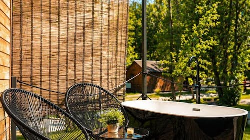 Glamping Resort Halicanum - Toplice Sveti Martin - Odmor tokom sedmice uz masažu, Sveti Martin na Muri, Hrvatska - 29.353 RSD - 2x noćenje u luksuznoj kućici sa privatnom saunom i kadom na terasi za 2 osobe, Domaći buffet doručak