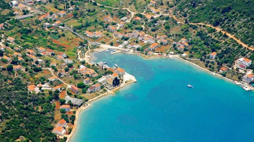 Hotel Luka - Letnji odmor kao nekada u srcu slikovite Dalmacije, Luka, Dugi otok, Dalmacija, Hrvatska - 89.777 RSD - 5x noćenje u dvokrevetnoj sobi za 2 osobe (1 dijete do 11,99 godina besplatno), Polupansion