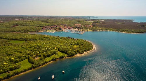 Santa Marina Boutique Camping - Premium glamping, Poreč, Istra, Hrvatska - 14.084 RSD - 3x noćenje u premium glamping šatoru sa 2 spavaće sobe za do 5 osoba (4 odrasle osobe i 1 dete do 11,99 godina), Posteljina i peškiri